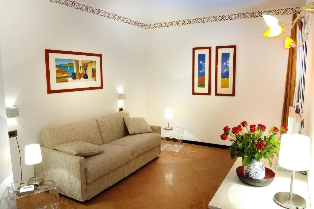 ディアーノ・マリーナ Poggio Dei Gorleriヴィラ 部屋 写真